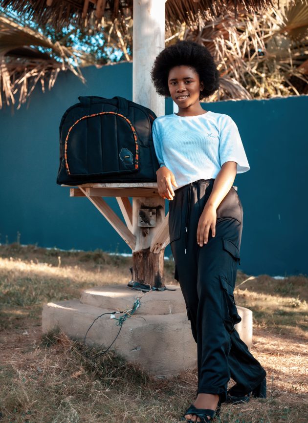 Large Black Bag - Image 3